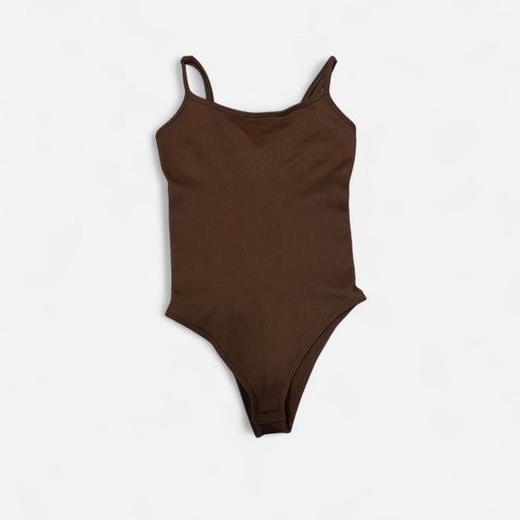 OQQ Brown Ribbed Strappy Bodysuit Size Small - Picture 1 of 4